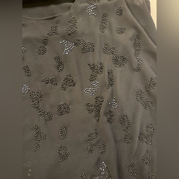 Forever 21 detailed sleeveless blouse - Picture 3 of 3